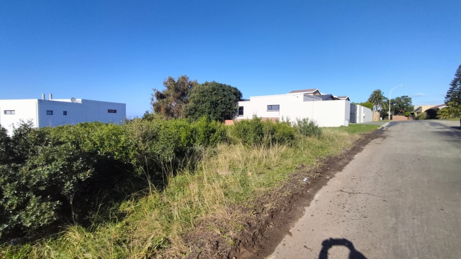 Commercial Property for Sale in Wavecrest Eastern Cape